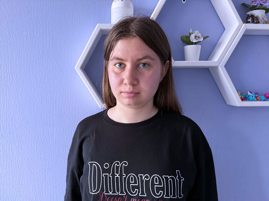 AliceAdamse></p>

       
    </div>
    </div>
</div>
<div class=